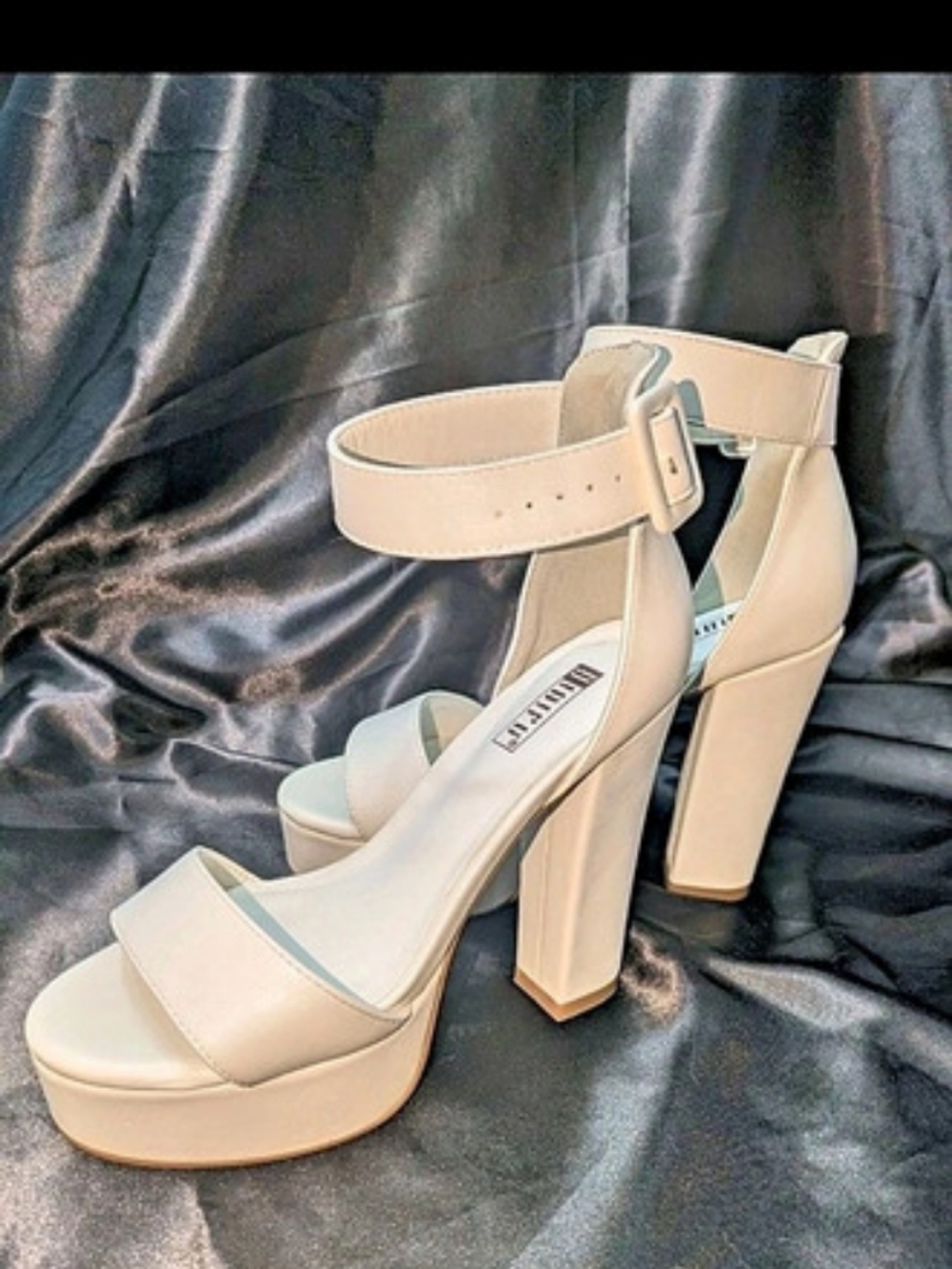 Idifu Women's White Platform Ankle Strap Heels US 6.5 Like New